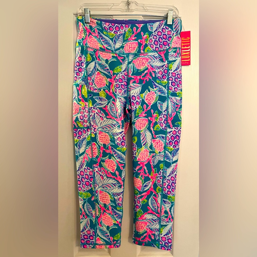 NWT. Lilly Pulitzer Weekender High Rise Cropped Leggings TURTLE WAVE. Size L.